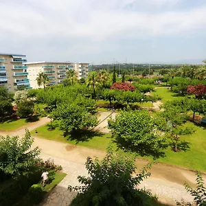 los-juncos-de-pineda-park.top-hotels-tarragona.com/
